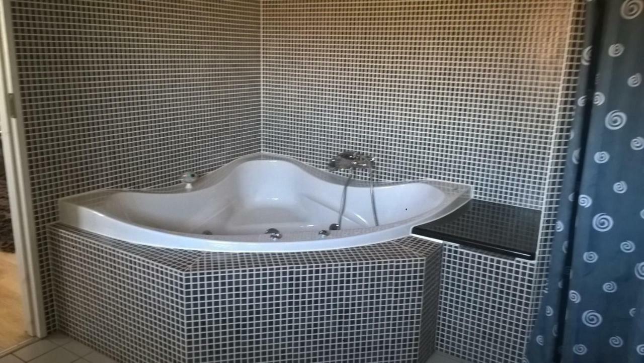 Falster Vaerelse Væggerløse Exterior foto
